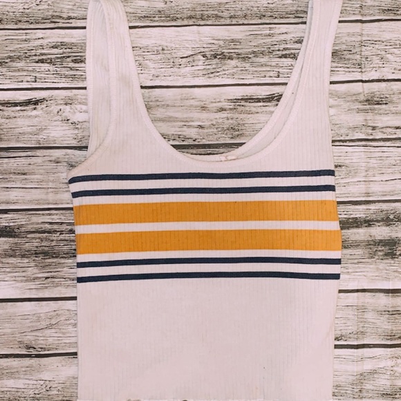 PacSun tank!🌟 - Picture 1 of 4